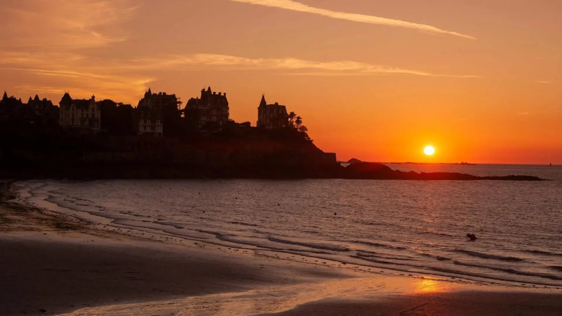 Apartamento Vue Mer, 150 M De La Plage, Hyper Centre Dinard